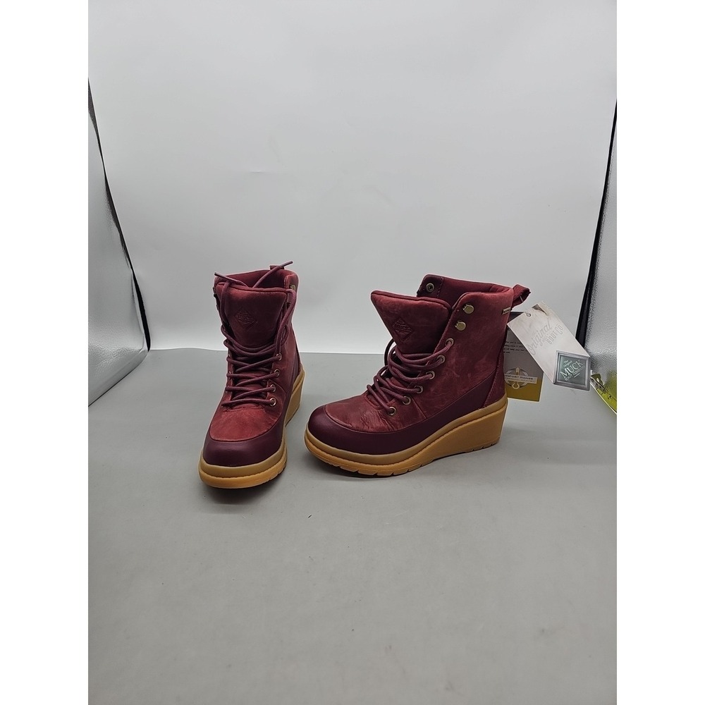 Muck Boot Liberty Waterproof Wedge Lace Up Round Toe Womens Red Casual Boots 5